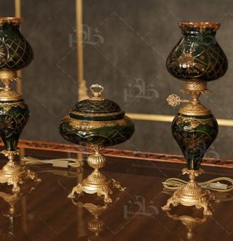شمعدان سبز رنگ شکلات خوری سبز رنگ خرید به قفیمت عمده عسلی