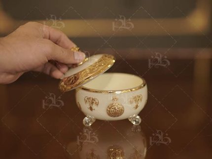 قندون سرویس کریستال عروس جهیزیه وارداتی طلا کاری سرویس چینی خرید به قیمت سفید طلایی