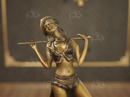 جزئیات ساخت مجسمه آنتیک طرح زن برنزی طلایی کلاسیک